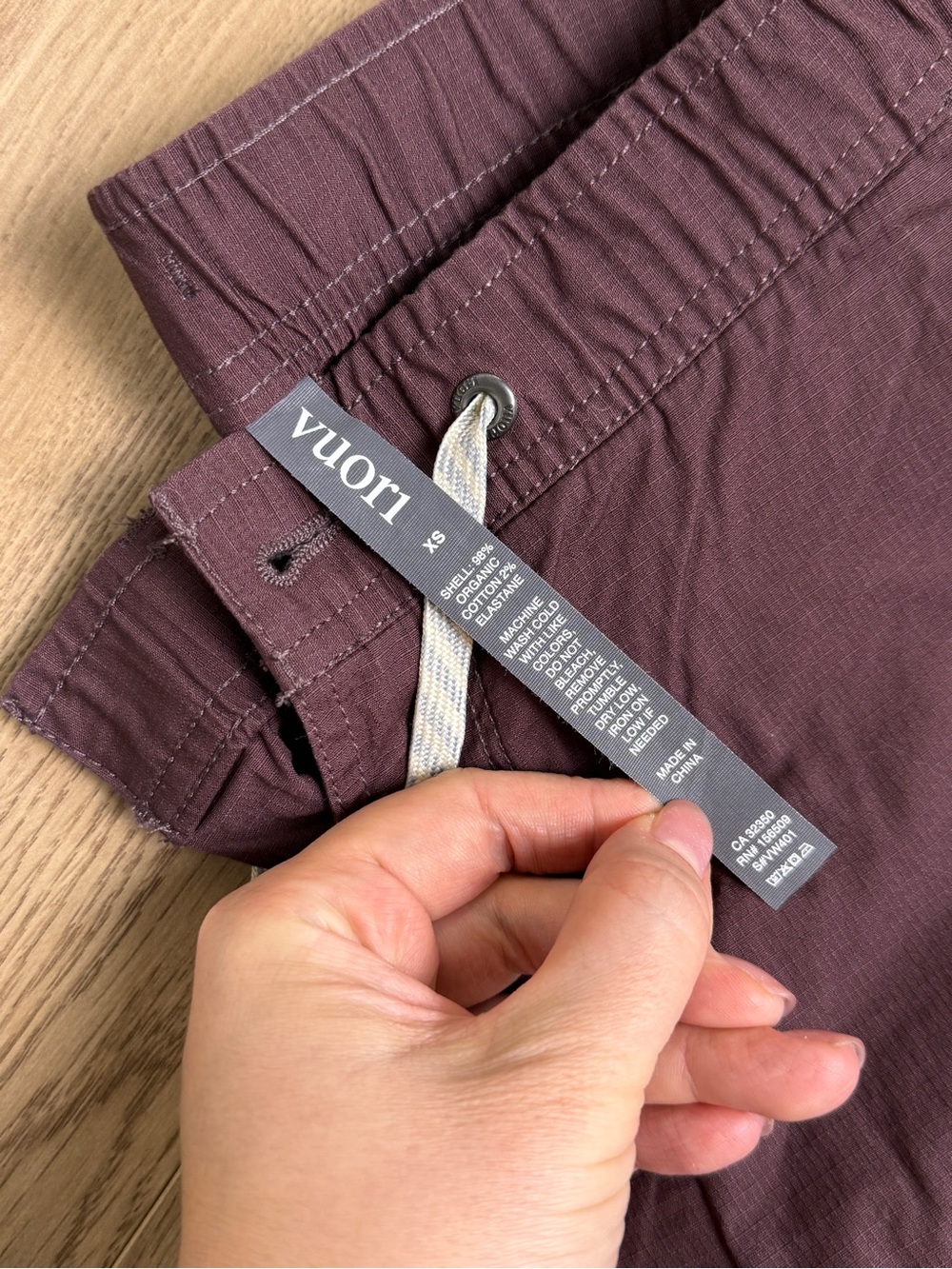 Vuori women’s brown ripstop jogger pants with  Drawstring XS